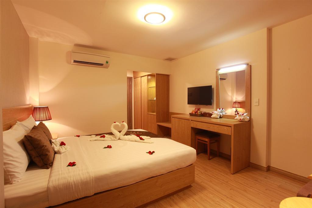 Minh Tam Hotel & Spa 3/2 Ho Chi Minh City Exterior photo